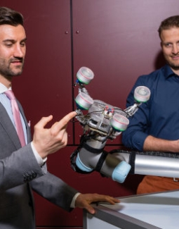 Los músculos artificiales ayudan a los robots manipuladores de vacío a agarrar
